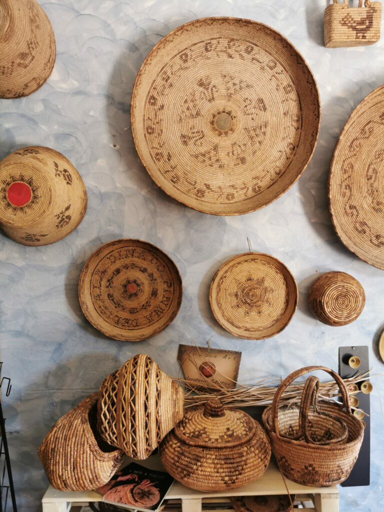 Artisanat sarde Flussio 7 1536x2048 1 768x1024